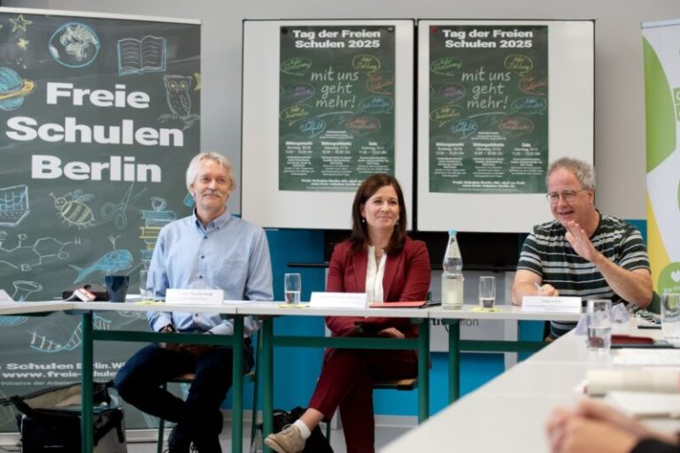 Tagesspiegel: Unterstützung für Berlins Privatschulen: Bildungssenatorin stellt Bauzuschüsse für Schulplätze in Aussicht