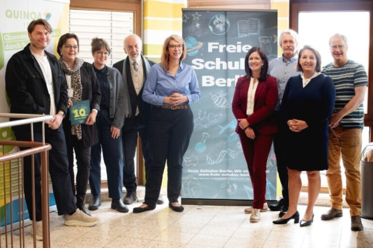 Start des Aktionszeitraums „Tag der Freien Schulen“.